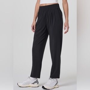 Vuori Villa ankle pant black small